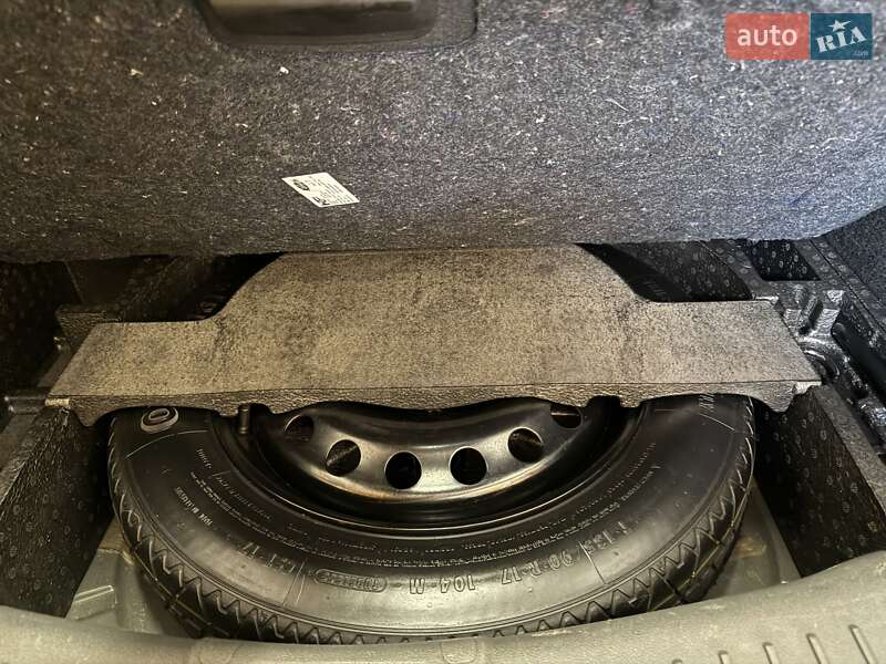 Внедорожник / Кроссовер Ford Kuga 2012 в Киеве