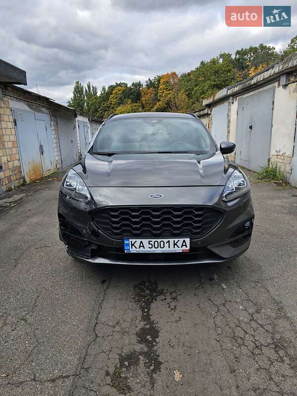 Позашляховик / Кросовер Ford Kuga 2023 в Києві