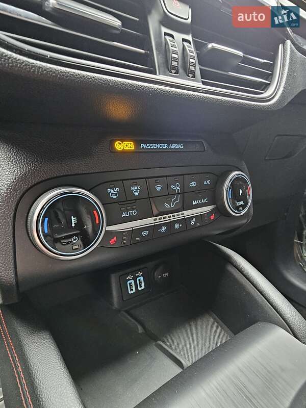 Позашляховик / Кросовер Ford Kuga 2023 в Києві