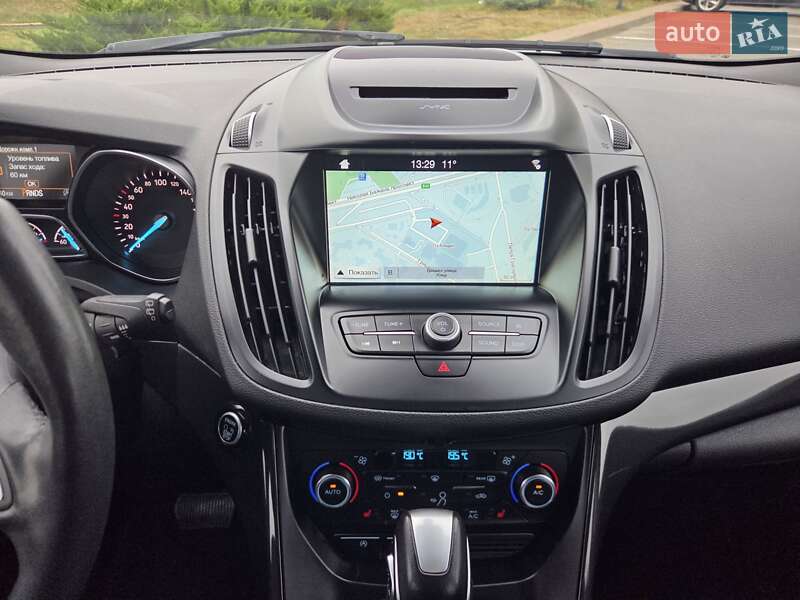 Внедорожник / Кроссовер Ford Kuga 2019 в Киеве