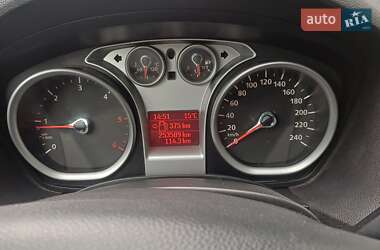 Позашляховик / Кросовер Ford Kuga 2011 в Овручі