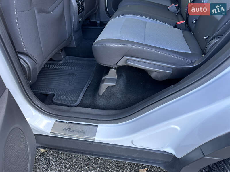 Внедорожник / Кроссовер Ford Kuga 2016 в Киеве