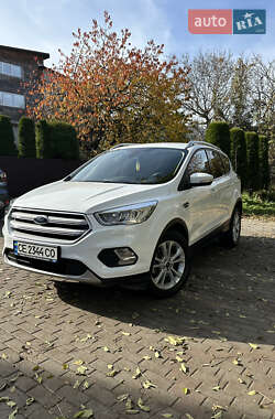 Внедорожник / Кроссовер Ford Kuga 2019 в Черновцах