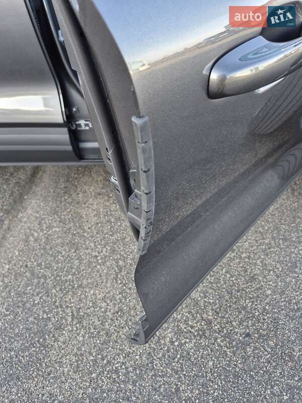 Внедорожник / Кроссовер Ford Kuga 2022 в Киеве