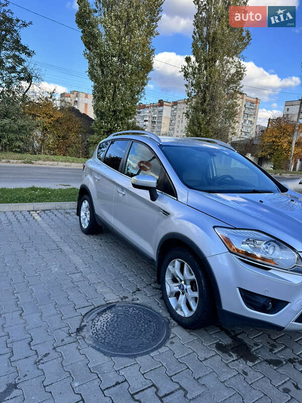 Позашляховик / Кросовер Ford Kuga 2011 в Хмельницькому