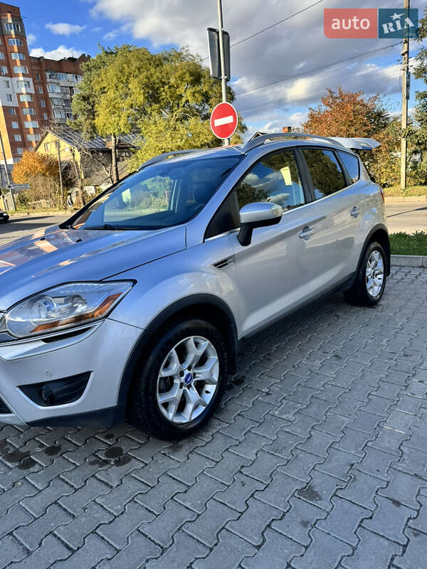 Позашляховик / Кросовер Ford Kuga 2011 в Хмельницькому
