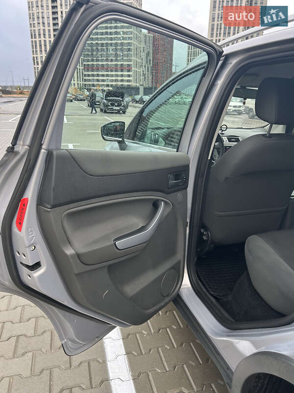 Внедорожник / Кроссовер Ford Kuga 2011 в Киеве фото 18 Внедорожник / Кроссовер Ford Kuga 2011 в Киеве