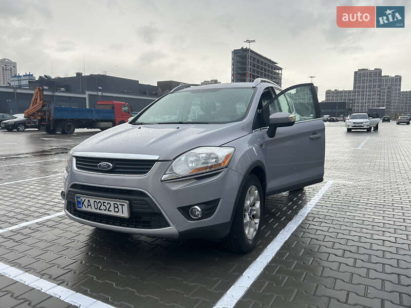 Внедорожник / Кроссовер Ford Kuga 2011 в Киеве фото Внедорожник / Кроссовер Ford Kuga 2011 в Киеве