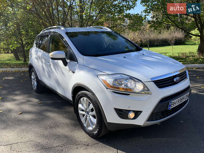 Внедорожник / Кроссовер Ford Kuga 2011 в Одессе