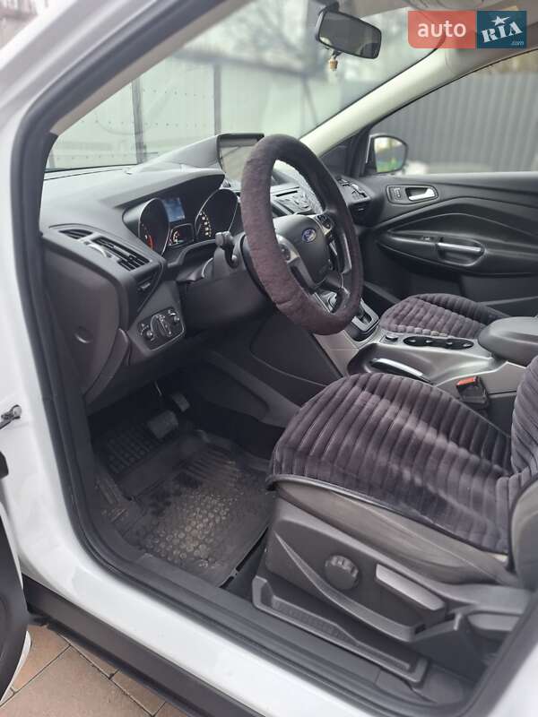 Внедорожник / Кроссовер Ford Kuga 2014 в Звягеле