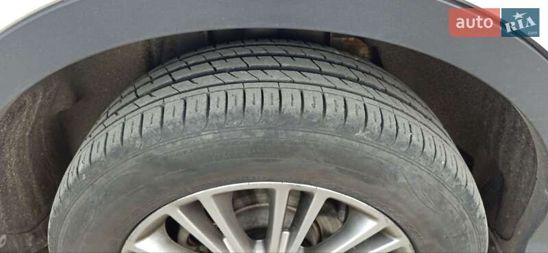 Внедорожник / Кроссовер Ford Kuga 2013 в Днепре