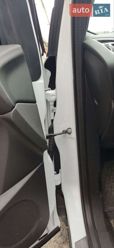 Внедорожник / Кроссовер Ford Kuga 2013 в Днепре