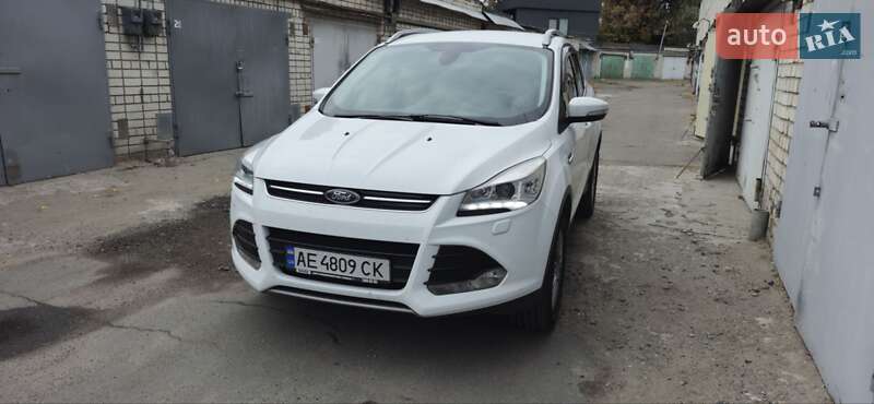 Внедорожник / Кроссовер Ford Kuga 2013 в Днепре