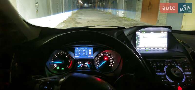 Внедорожник / Кроссовер Ford Kuga 2013 в Днепре