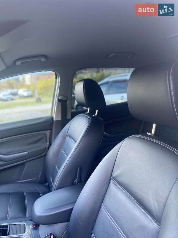 Внедорожник / Кроссовер Ford Kuga 2011 в Киеве фото 14 Внедорожник / Кроссовер Ford Kuga 2011 в Киеве