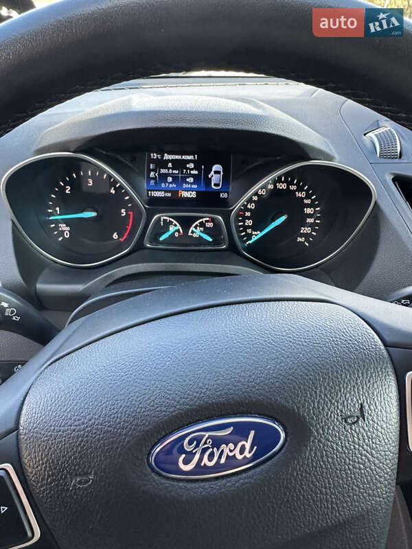 Внедорожник / Кроссовер Ford Kuga 2019 в Днепре