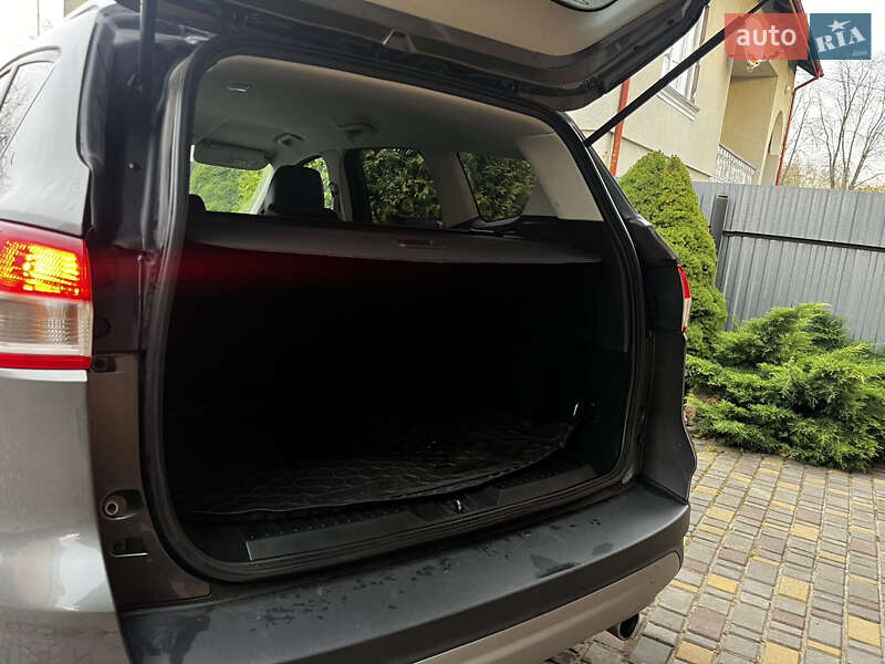 Внедорожник / Кроссовер Ford Kuga 2014 в Дрогобыче