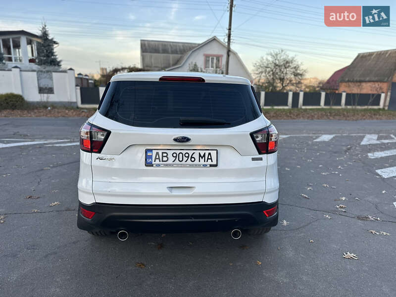 Внедорожник / Кроссовер Ford Kuga 2017 в Виннице фото 9 Внедорожник / Кроссовер Ford Kuga 2017 в Виннице