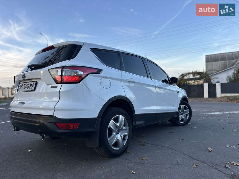 Внедорожник / Кроссовер Ford Kuga 2017 в Виннице фото 12 Внедорожник / Кроссовер Ford Kuga 2017 в Виннице