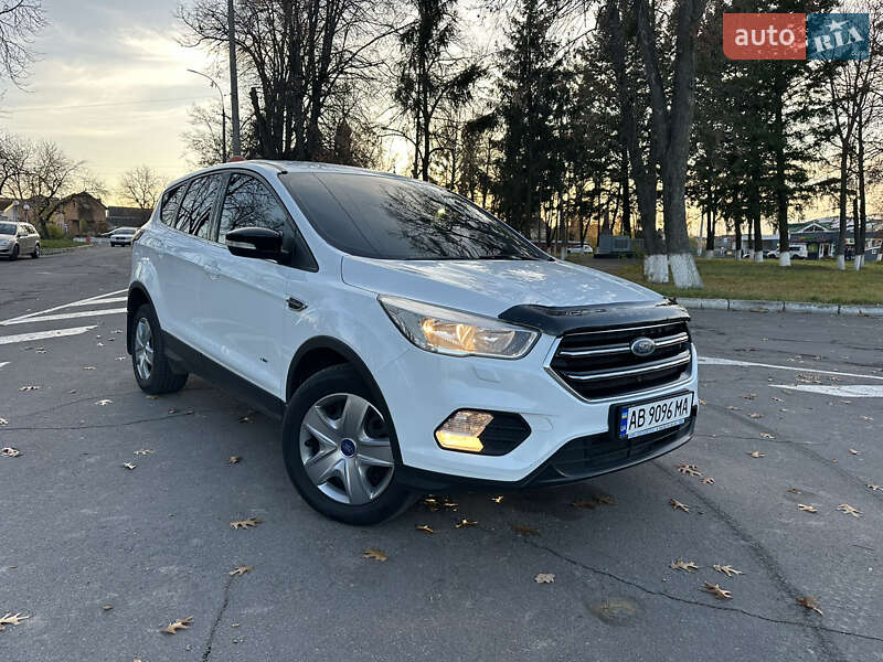 Внедорожник / Кроссовер Ford Kuga 2017 в Виннице фото 17 Внедорожник / Кроссовер Ford Kuga 2017 в Виннице