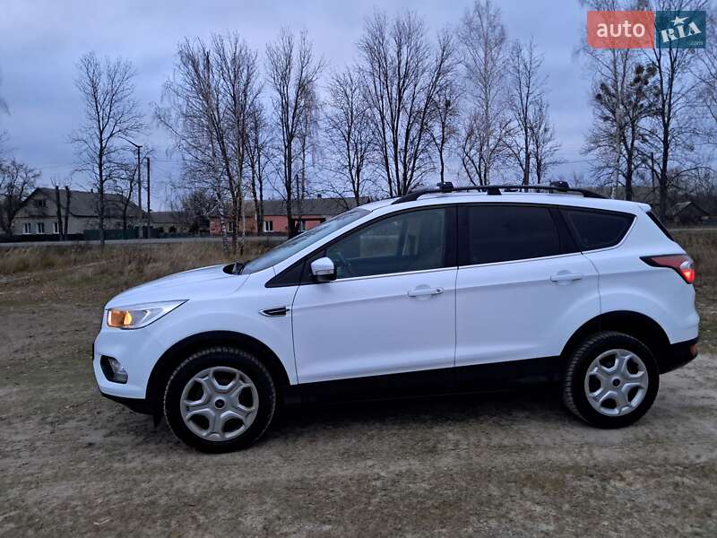 Внедорожник / Кроссовер Ford Kuga 2017 в Чернигове фото 22 Внедорожник / Кроссовер Ford Kuga 2017 в Чернигове