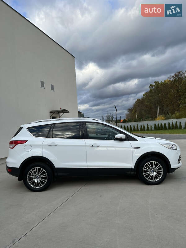 Позашляховик / Кросовер Ford Kuga 2013 в Луцьку