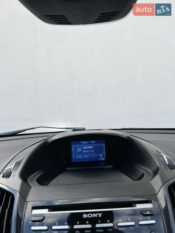 Позашляховик / Кросовер Ford Kuga 2013 в Луцьку