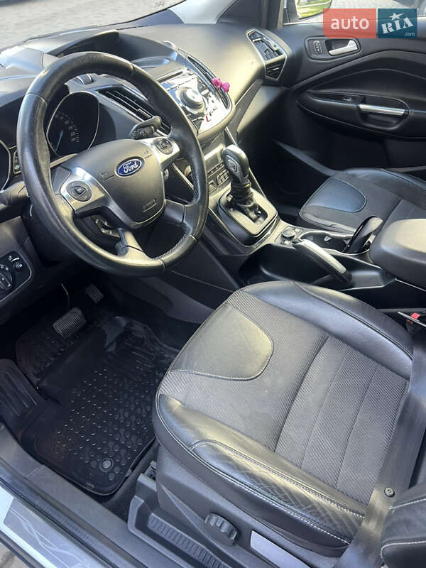 Внедорожник / Кроссовер Ford Kuga 2014 в Ивано-Франковске фото 8 Внедорожник / Кроссовер Ford Kuga 2014 в Ивано-Франковске