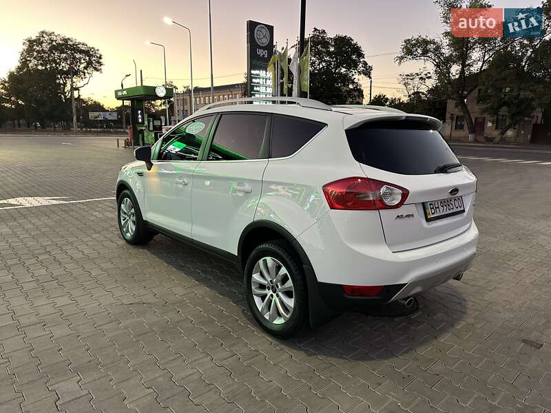 Внедорожник / Кроссовер Ford Kuga 2010 в Одессе