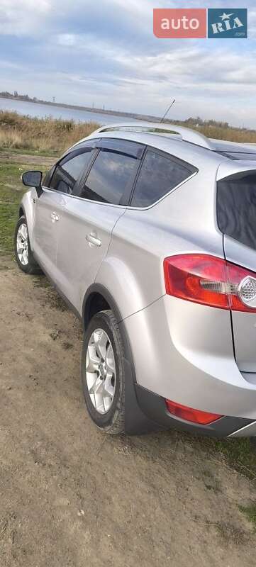 Позашляховик / Кросовер Ford Kuga 2010 в Миколаєві