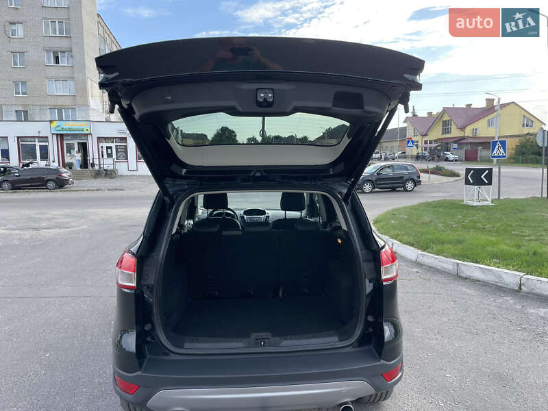 Внедорожник / Кроссовер Ford Kuga 2014 в Дубно