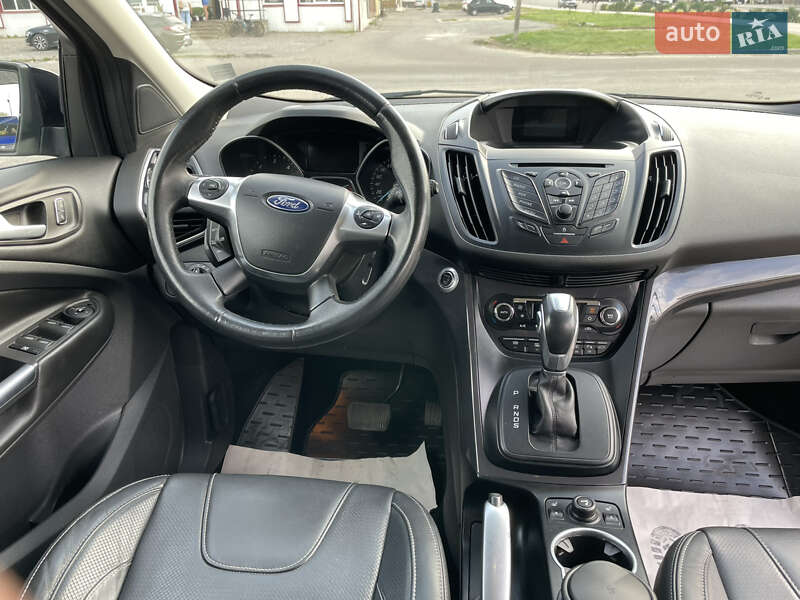 Внедорожник / Кроссовер Ford Kuga 2014 в Дубно
