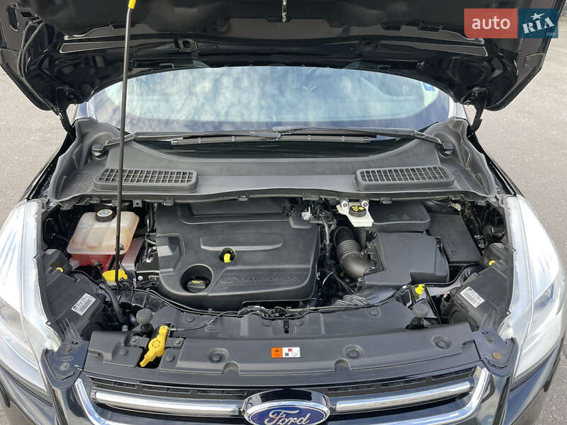 Внедорожник / Кроссовер Ford Kuga 2014 в Дубно