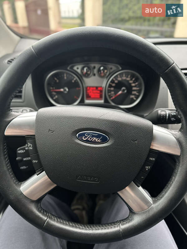 Внедорожник / Кроссовер Ford Kuga 2011 в Василькове фото 19 Внедорожник / Кроссовер Ford Kuga 2011 в Василькове