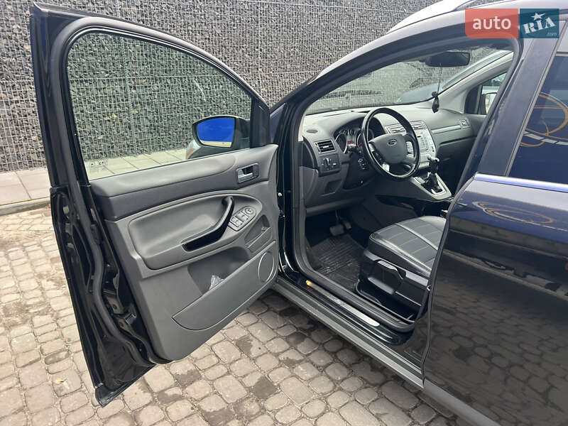 Позашляховик / Кросовер Ford Kuga 2011 в Ковелі фото 15 Позашляховик / Кросовер Ford Kuga 2011 в Ковелі