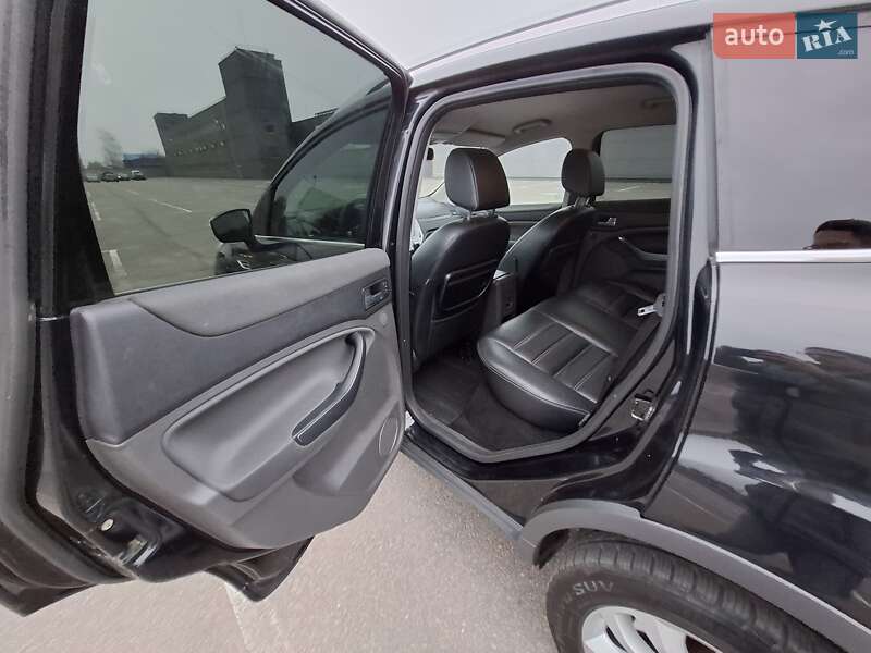 Позашляховик / Кросовер Ford Kuga 2011 в Києві фото 33 Позашляховик / Кросовер Ford Kuga 2011 в Києві