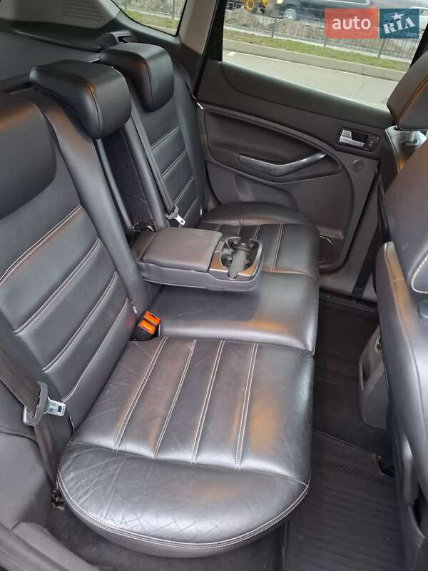 Позашляховик / Кросовер Ford Kuga 2011 в Києві фото 47 Позашляховик / Кросовер Ford Kuga 2011 в Києві