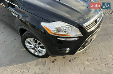 Позашляховик / Кросовер Ford Kuga 2012 в Львові