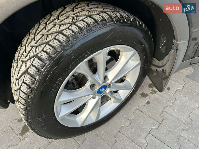 Позашляховик / Кросовер Ford Kuga 2012 в Львові фото 11 Позашляховик / Кросовер Ford Kuga 2012 в Львові