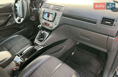 Позашляховик / Кросовер Ford Kuga 2012 в Львові