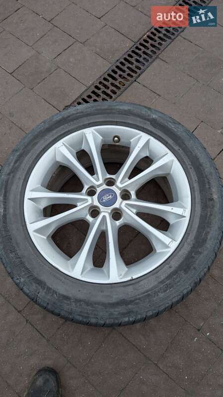 Позашляховик / Кросовер Ford Kuga 2012 в Тернополі фото 5 Позашляховик / Кросовер Ford Kuga 2012 в Тернополі