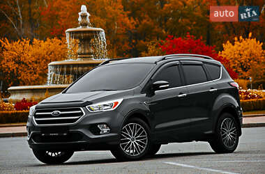 Позашляховик / Кросовер Ford Kuga 2018 в Дніпрі