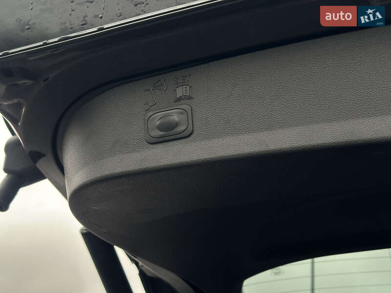 Позашляховик / Кросовер Ford Kuga 2013 в Києві