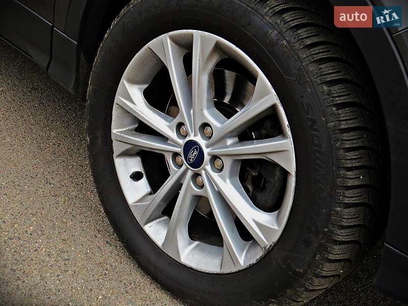 Позашляховик / Кросовер Ford Kuga 2019 в Черкасах фото 5 Позашляховик / Кросовер Ford Kuga 2019 в Черкасах