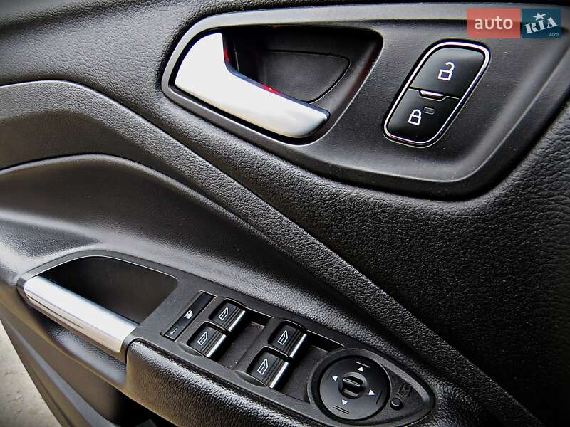 Позашляховик / Кросовер Ford Kuga 2019 в Черкасах фото 7 Позашляховик / Кросовер Ford Kuga 2019 в Черкасах