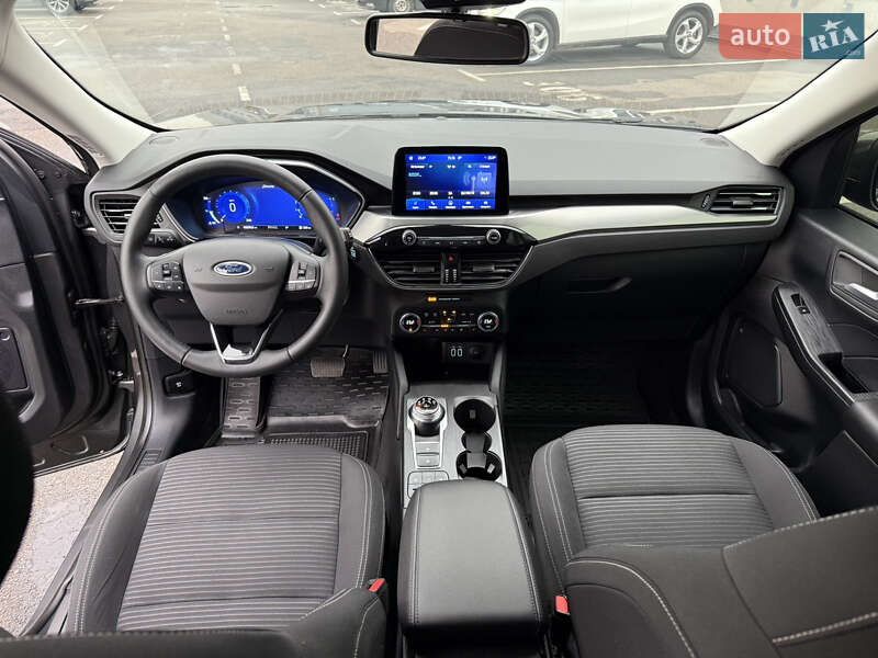 Позашляховик / Кросовер Ford Kuga 2021 в Києві фото 15 Позашляховик / Кросовер Ford Kuga 2021 в Києві