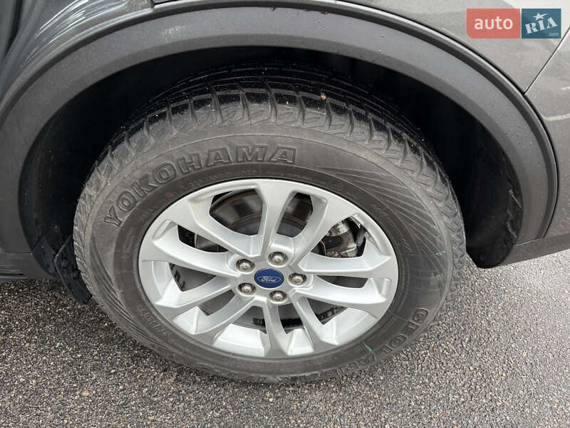 Позашляховик / Кросовер Ford Kuga 2021 в Києві фото 19 Позашляховик / Кросовер Ford Kuga 2021 в Києві