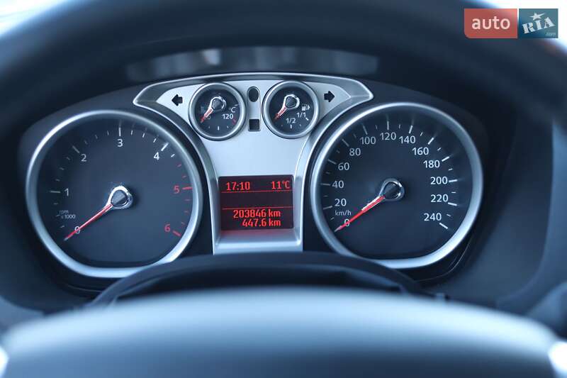 Внедорожник / Кроссовер Ford Kuga 2012 в Черкассах