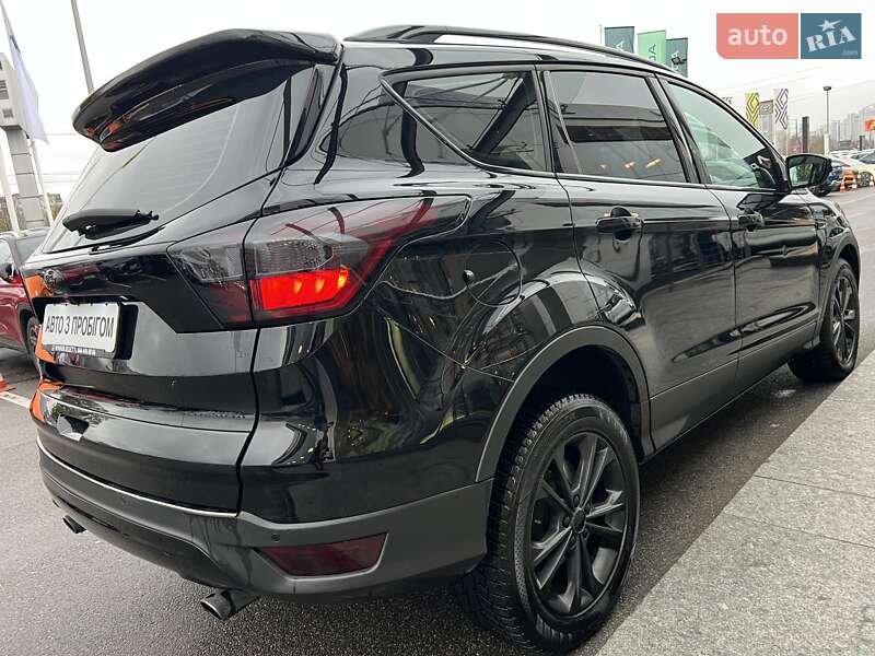 Внедорожник / Кроссовер Ford Kuga 2019 в Киеве фото 7 Внедорожник / Кроссовер Ford Kuga 2019 в Киеве