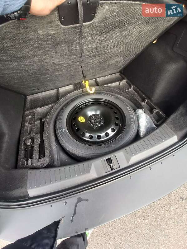 Внедорожник / Кроссовер Ford Kuga 2013 в Одессе